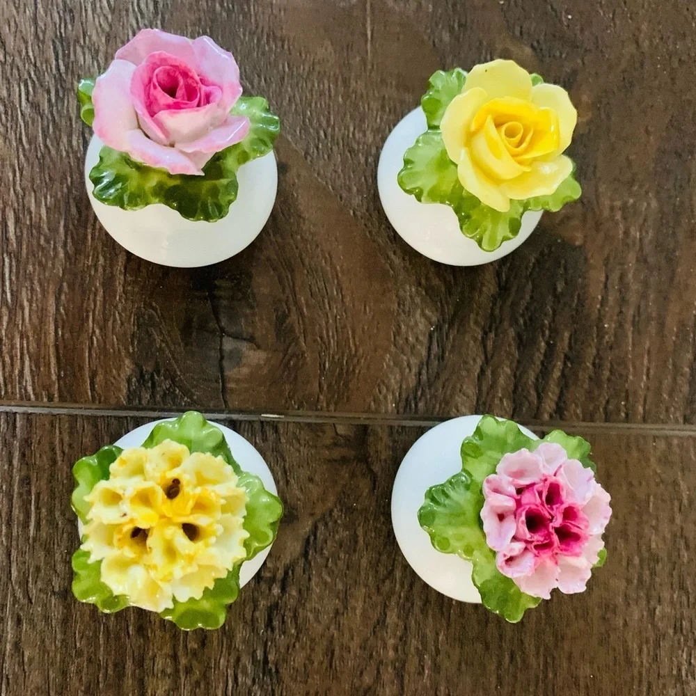 Atnsley salt and pepper shakers